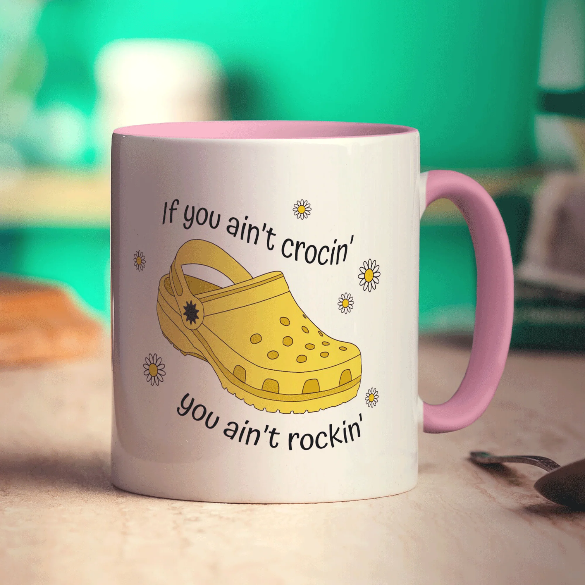 If You Ain't Crocin' You Ain't Rockin' Yellow Croc Mug - Image 9