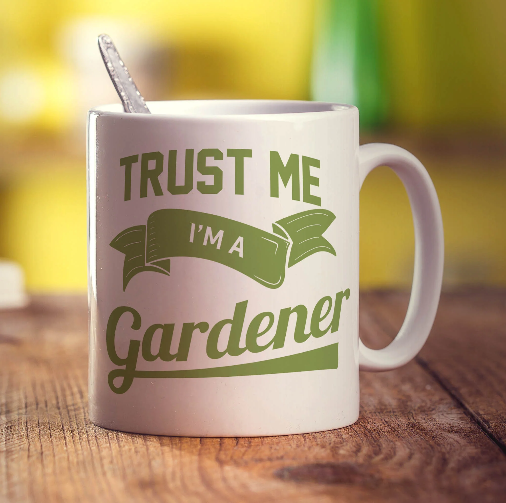 Trust Me I'm a Gardener Mug - Image 3